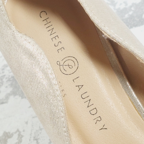 New Chinese Laundry Gold Scalloped Pointed Toe Spice Heel Pumps B206 - Picture 10 of 13